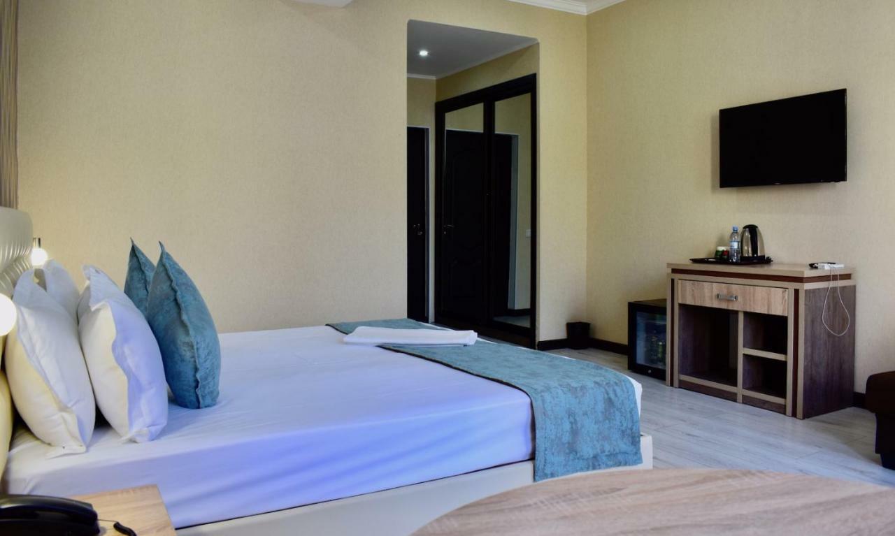 שימקנט Dostar Inn מראה חיצוני תמונה